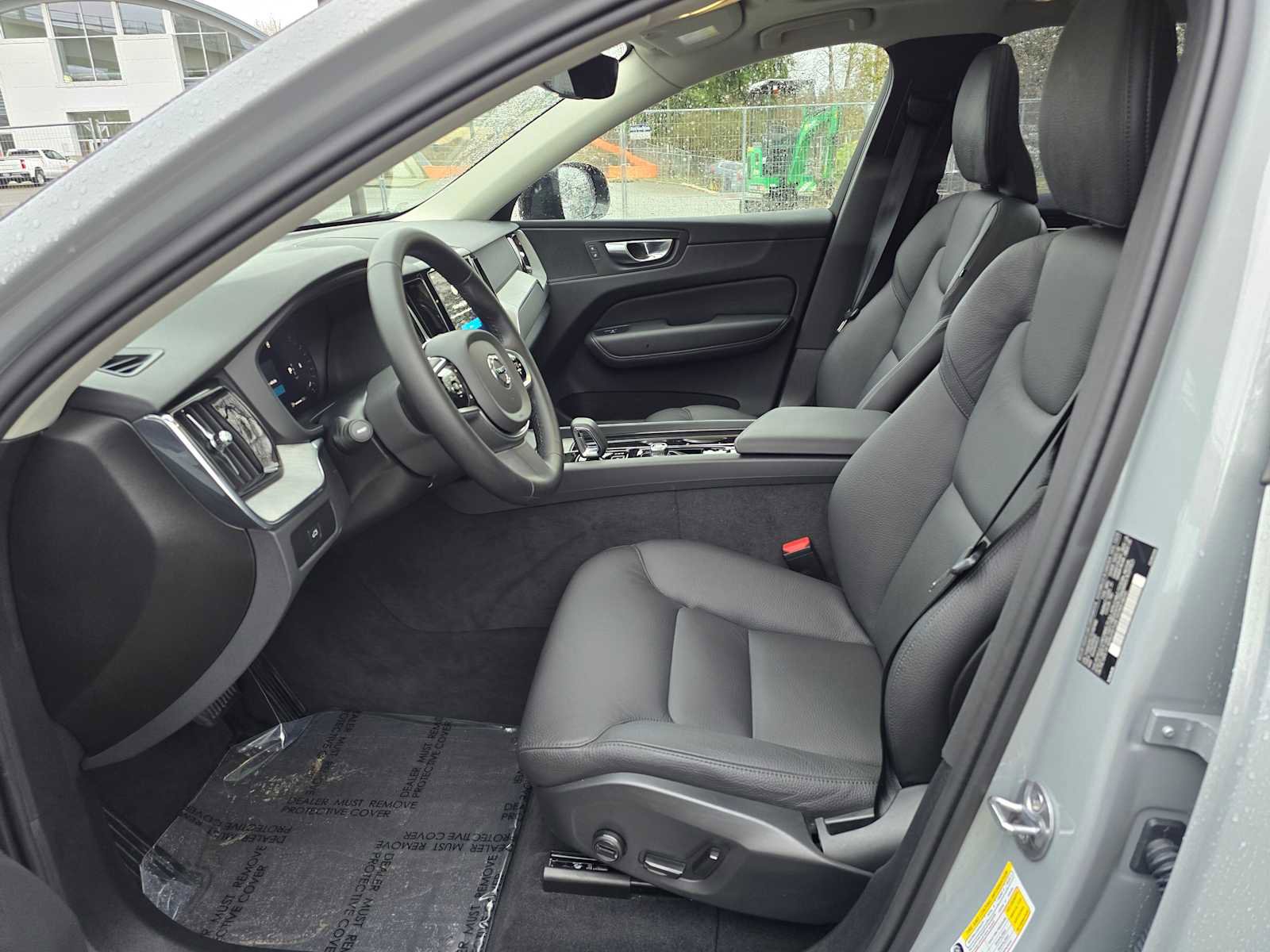 Certified 2025 Volvo XC60 B5 Plus image 20