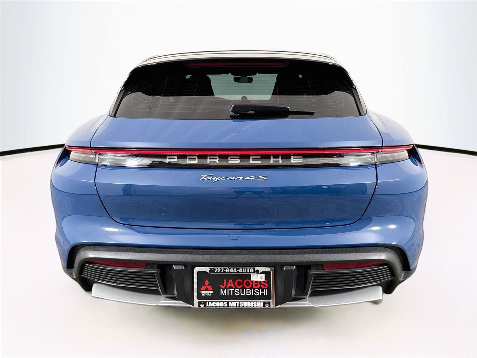 Used 2024 Porsche Taycan 4S AWD/4WD image 29