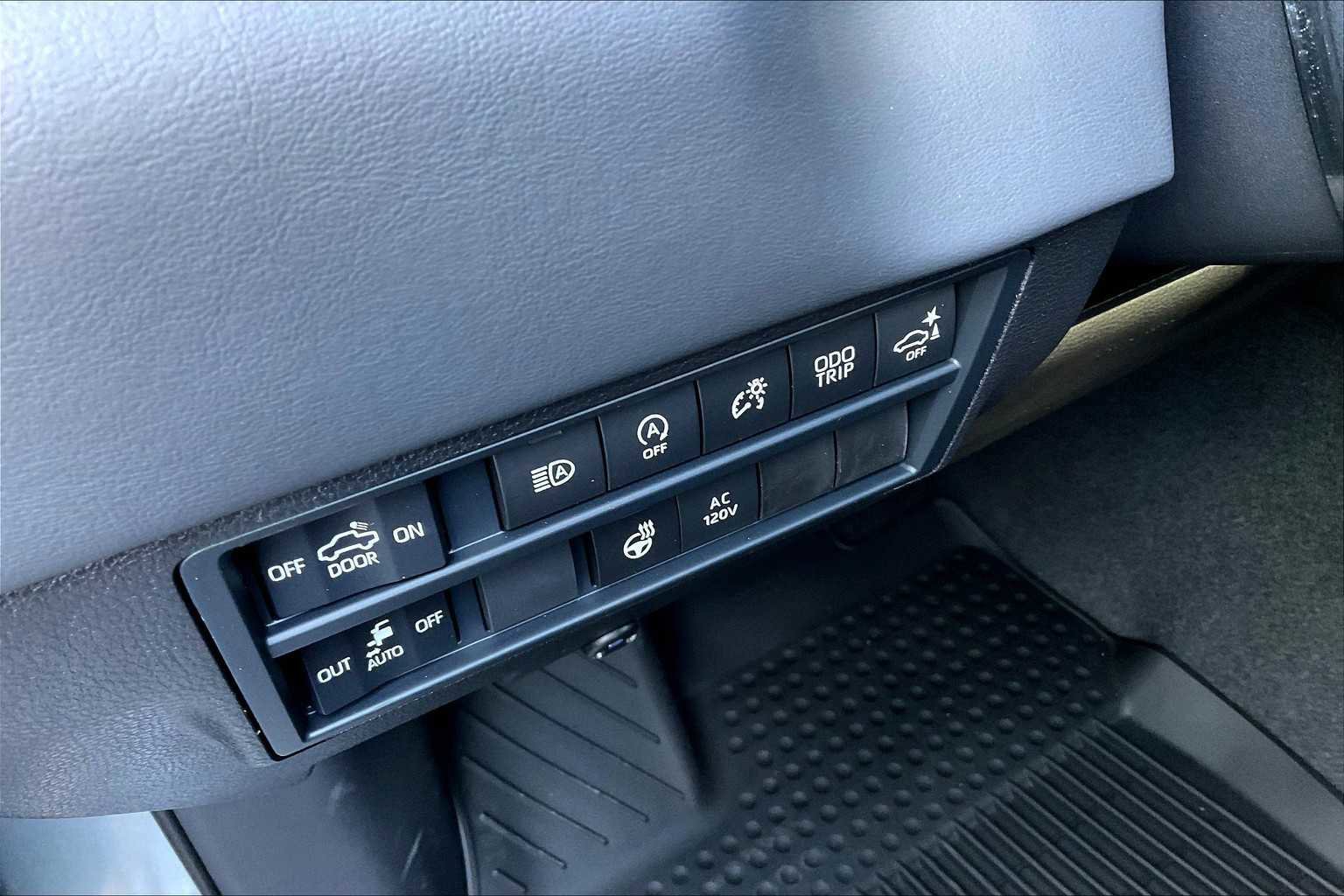 New 2026 Toyota Tundra Platinum image 18