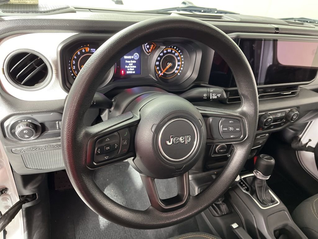 Used 2024 Jeep Gladiator Sport image 25