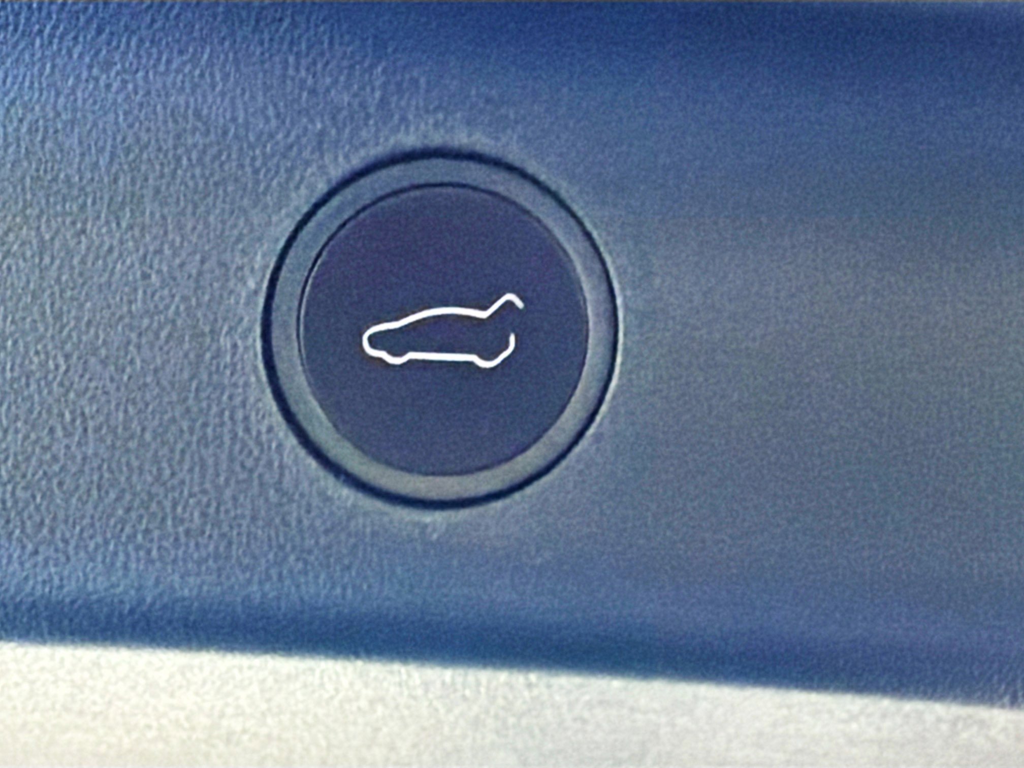 Used 2024 Tesla Model Y Long Range image 29