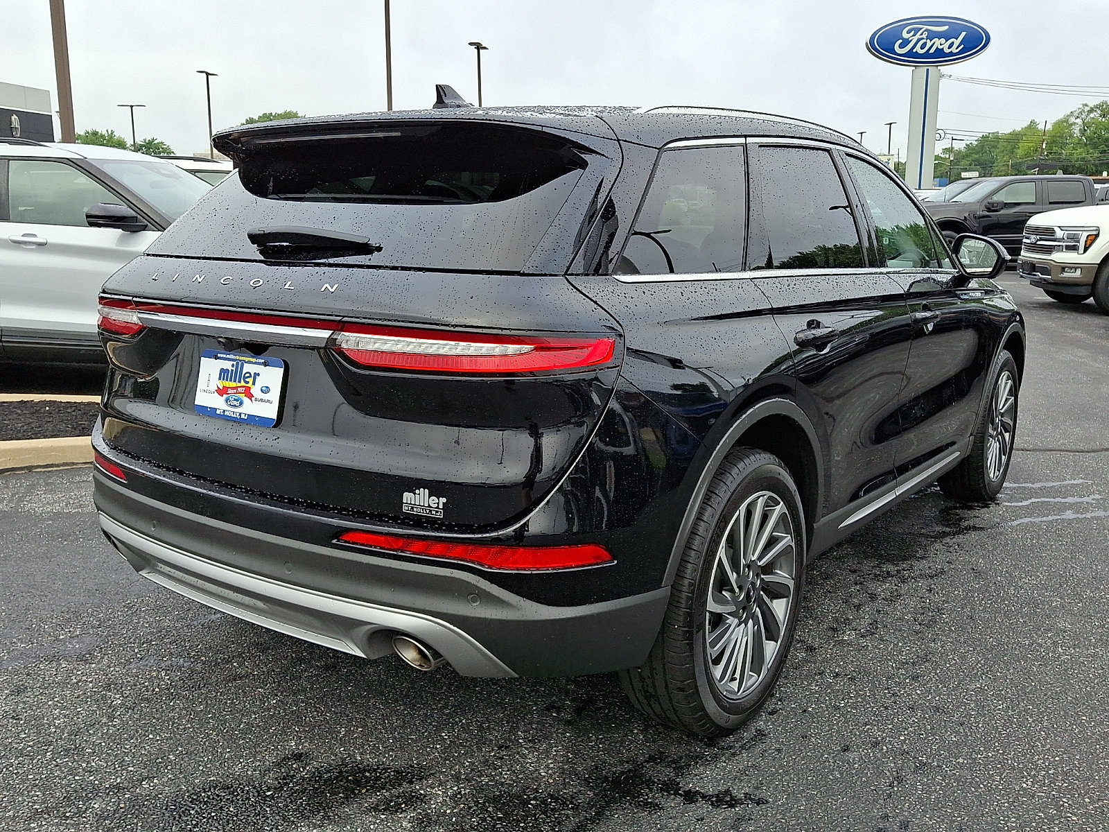 Certified 2024 Lincoln Corsair Reserve w/ Equipment Group 201A AWD/4WD image 6