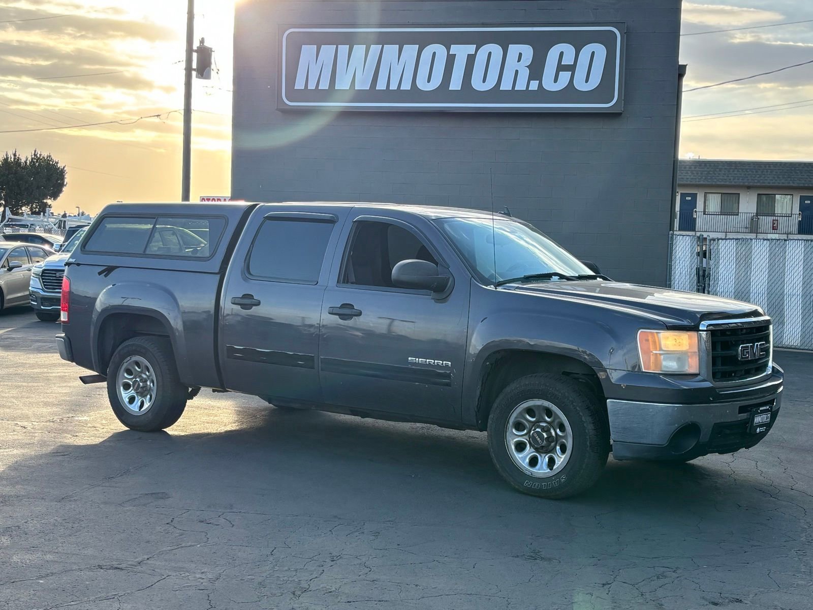 Used 2010 GMC Sierra 1500 SL RWD image 1