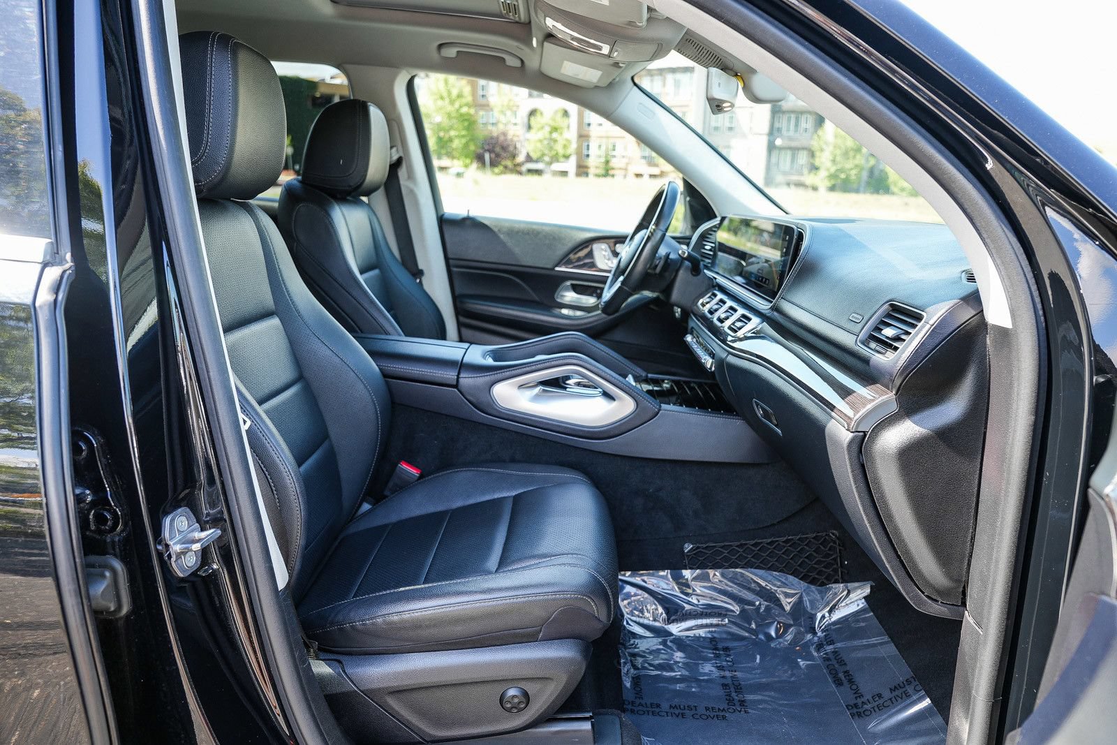 Used 2020 Mercedes-Benz GLS 450 4MATIC image 16