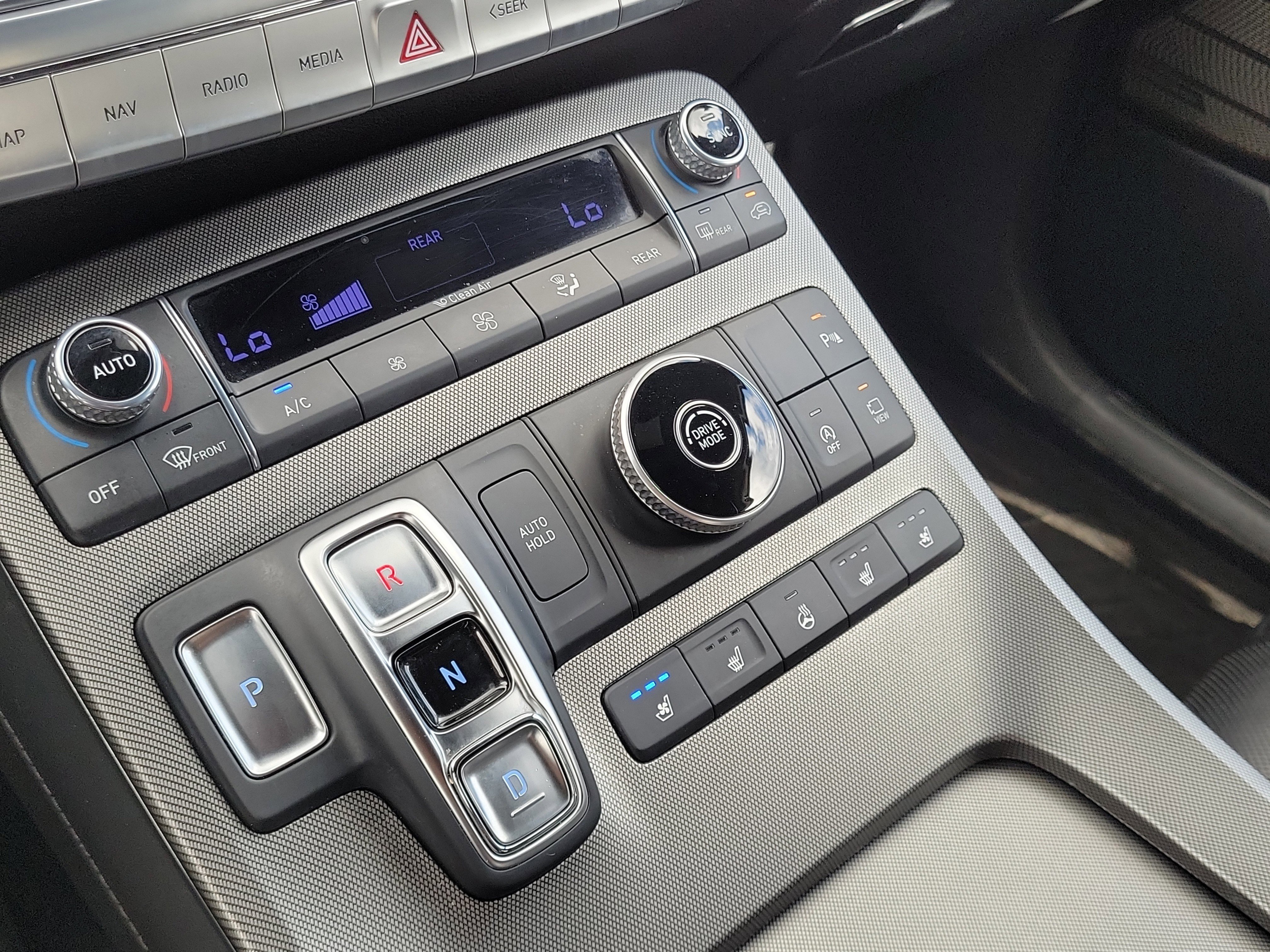 Used 2022 Hyundai Palisade Calligraphy image 22