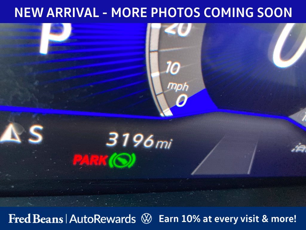 Used 2025 Volkswagen Taos SE AWD/4WD image 14