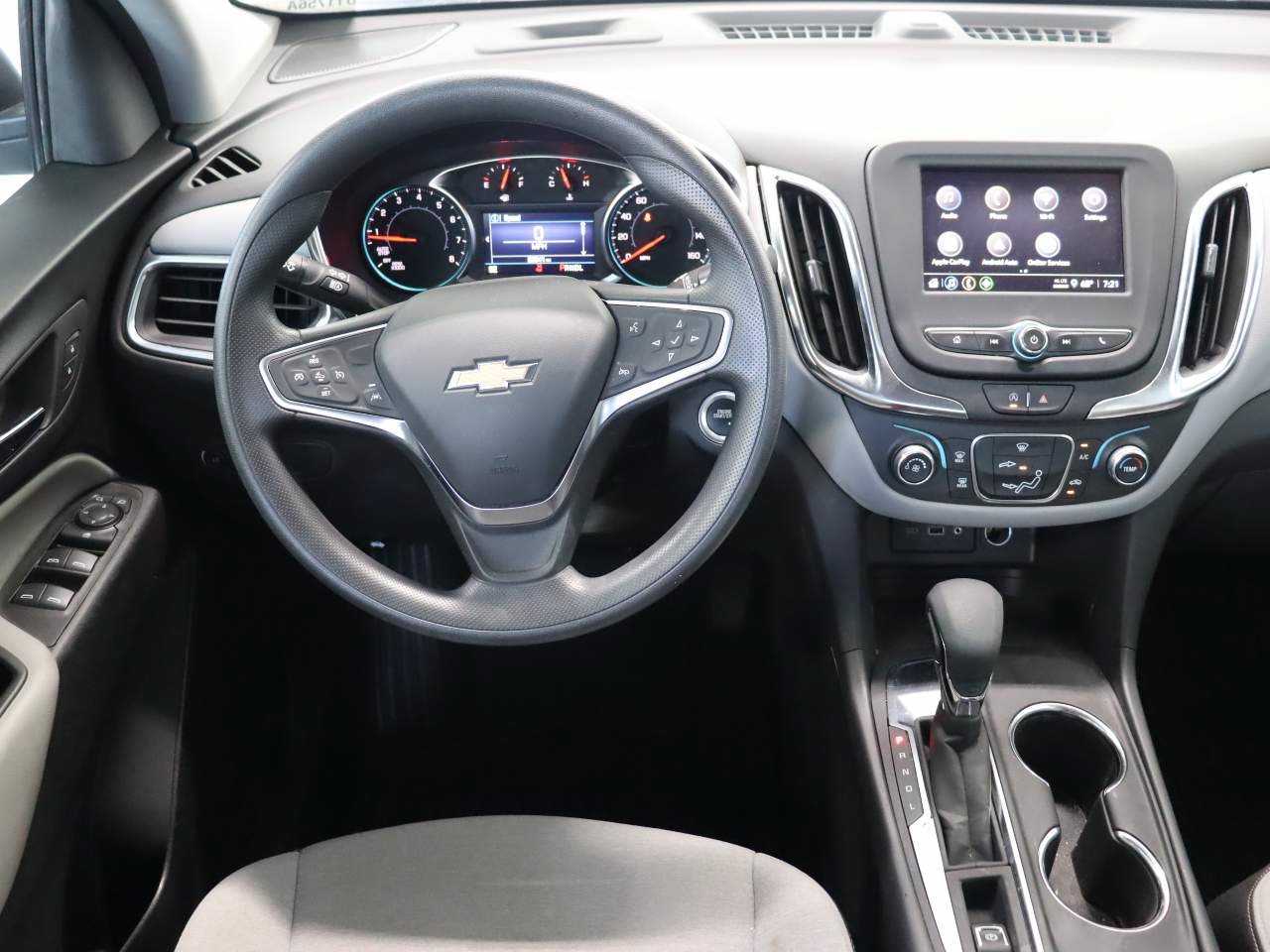 Used 2024 Chevrolet Equinox LS w/ LS Convenience Package FWD image 11