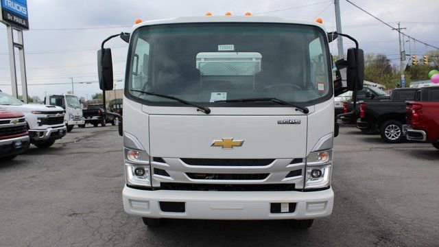 New 2024 Chevrolet Low Cab Forward image 10