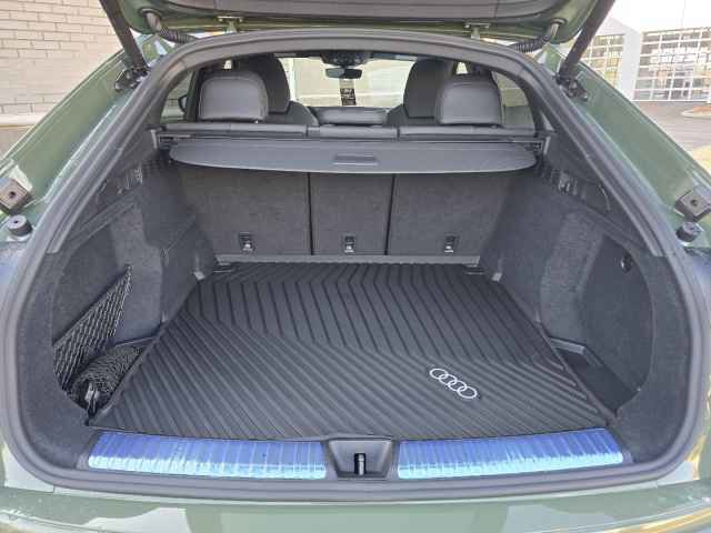 New 2025 Audi SQ5 Prestige image 34