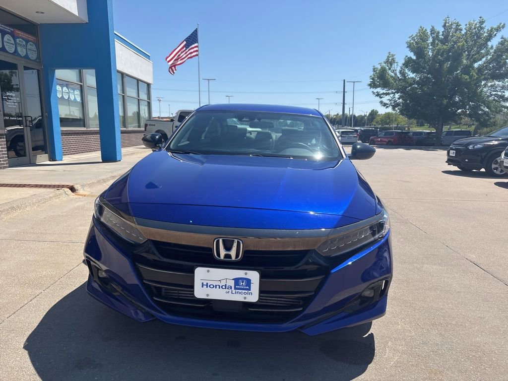 Used 2022 Honda Accord Sport image 2