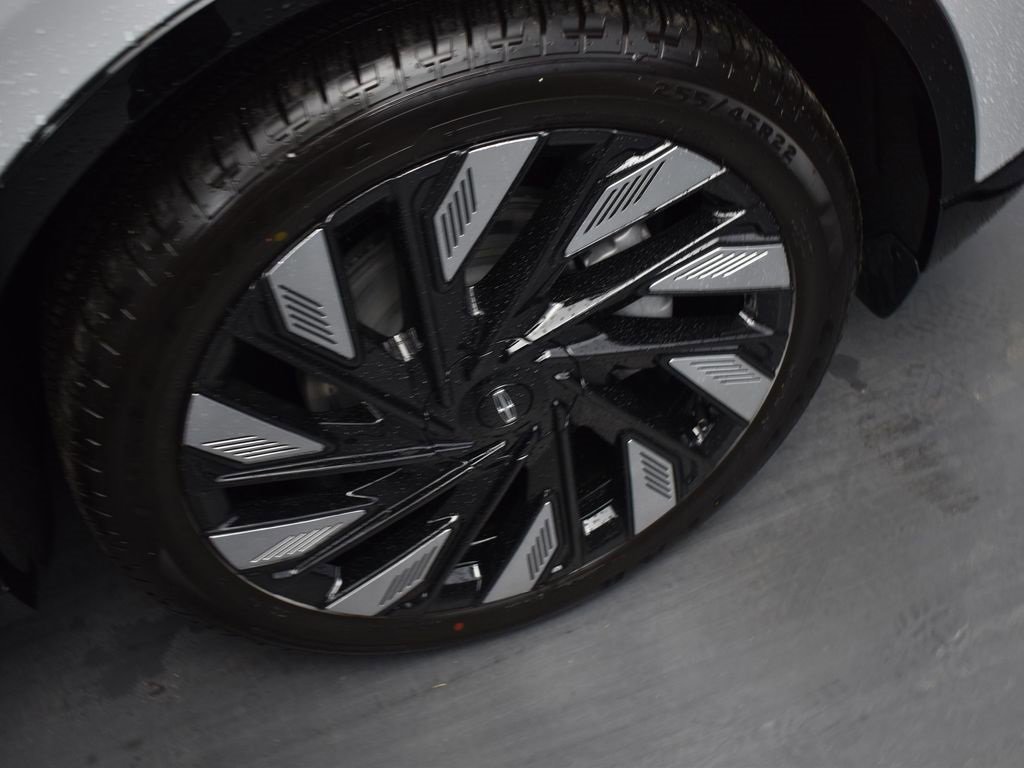 New 2026 Lincoln Nautilus Reserve w/ Jet Appearance Package image 15