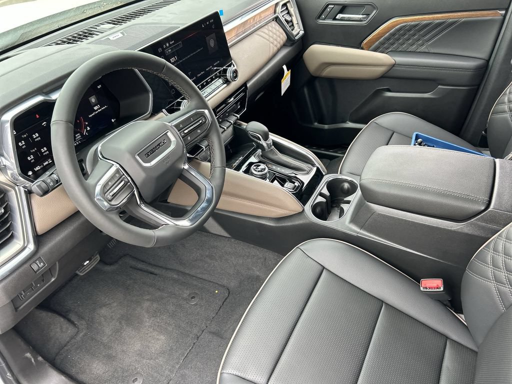 New 2026 GMC Canyon Denali AWD/4WD image 10