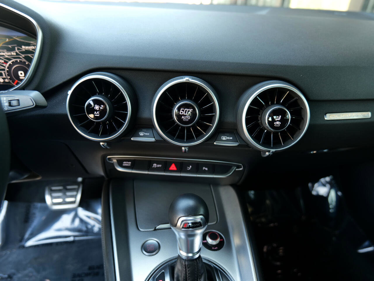 Used 2018 Audi TT 2.0T w/ Technology Package image 29