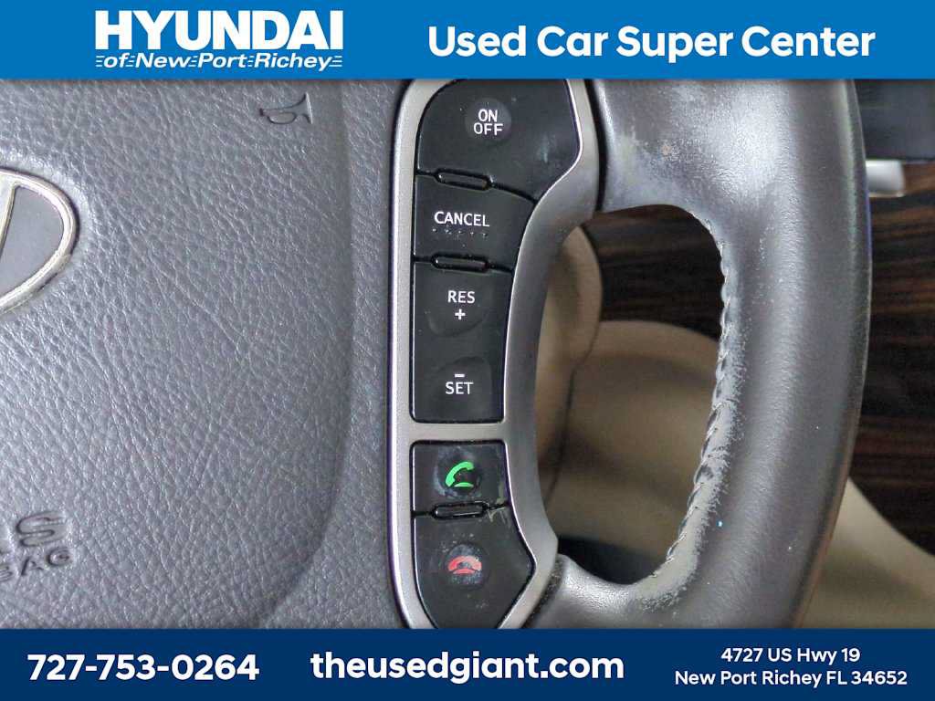 Used 2011 Hyundai Santa Fe Limited FWD image 26