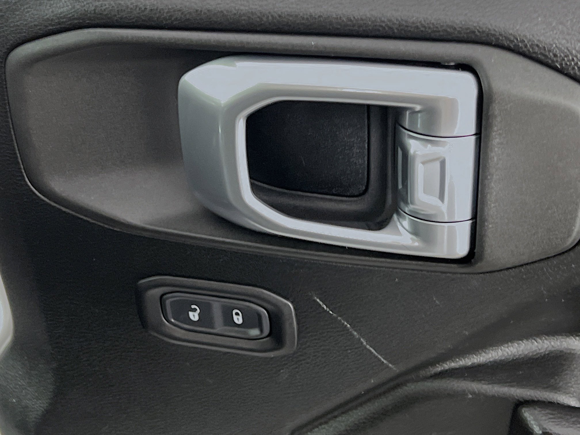 Used 2020 Jeep Gladiator Sport w/ Quick Order Package 24S image 32