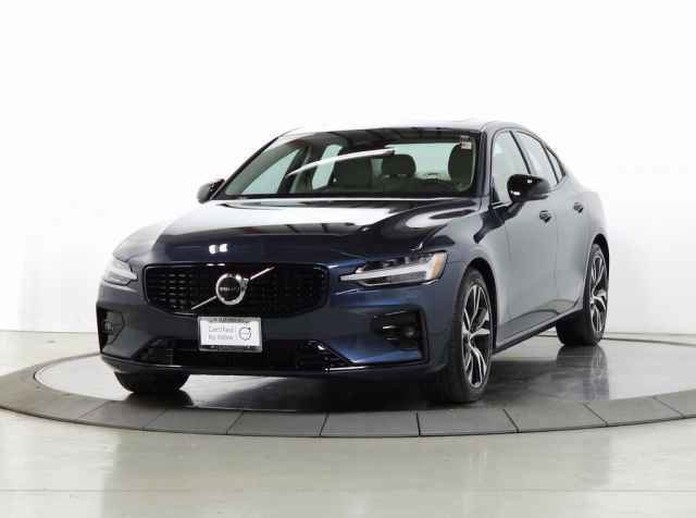Used 2023 Volvo S60 B5 Core w/ Climate Package image 3