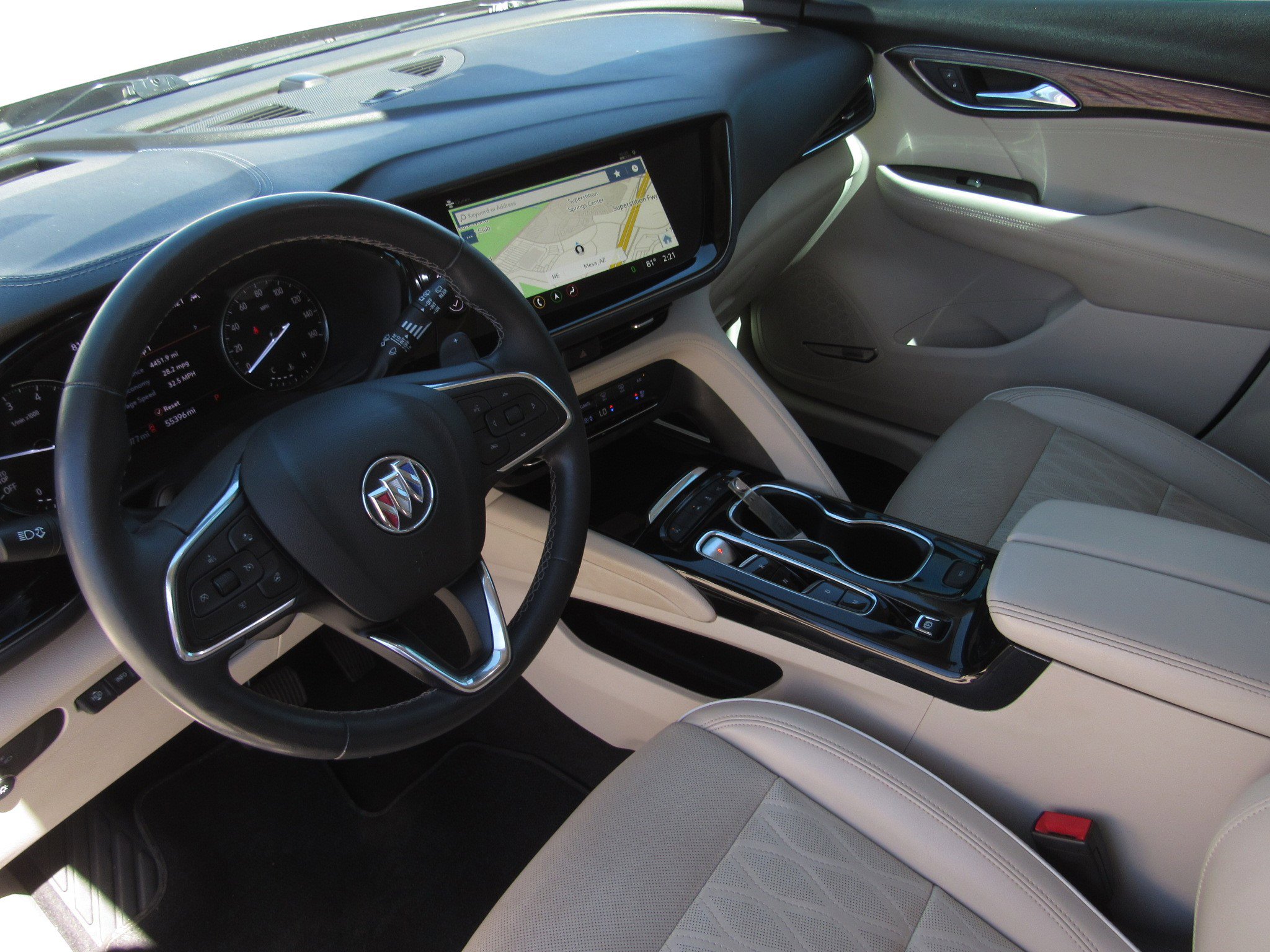 Used 2022 Buick Envision Avenir w/ Technology Package II image 16