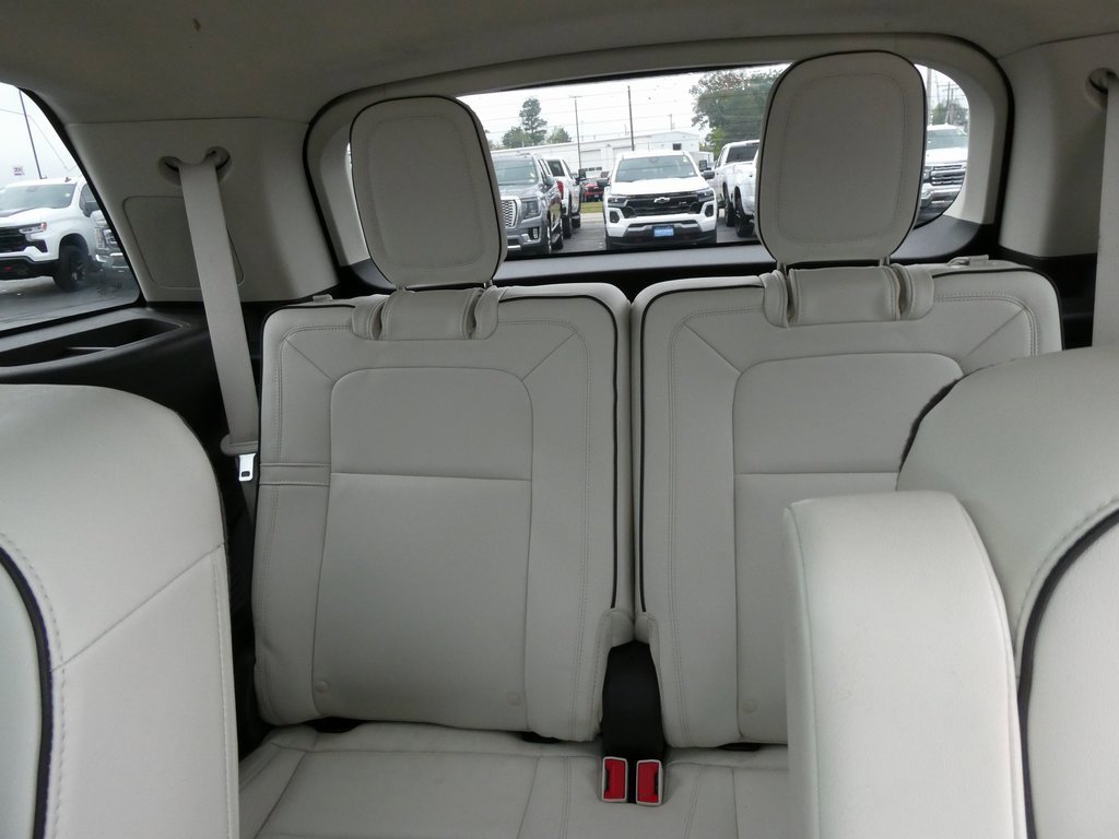 Used 2023 Lincoln Aviator Black Label Grand Touring w/ Class IV Trailer Tow Package image 25