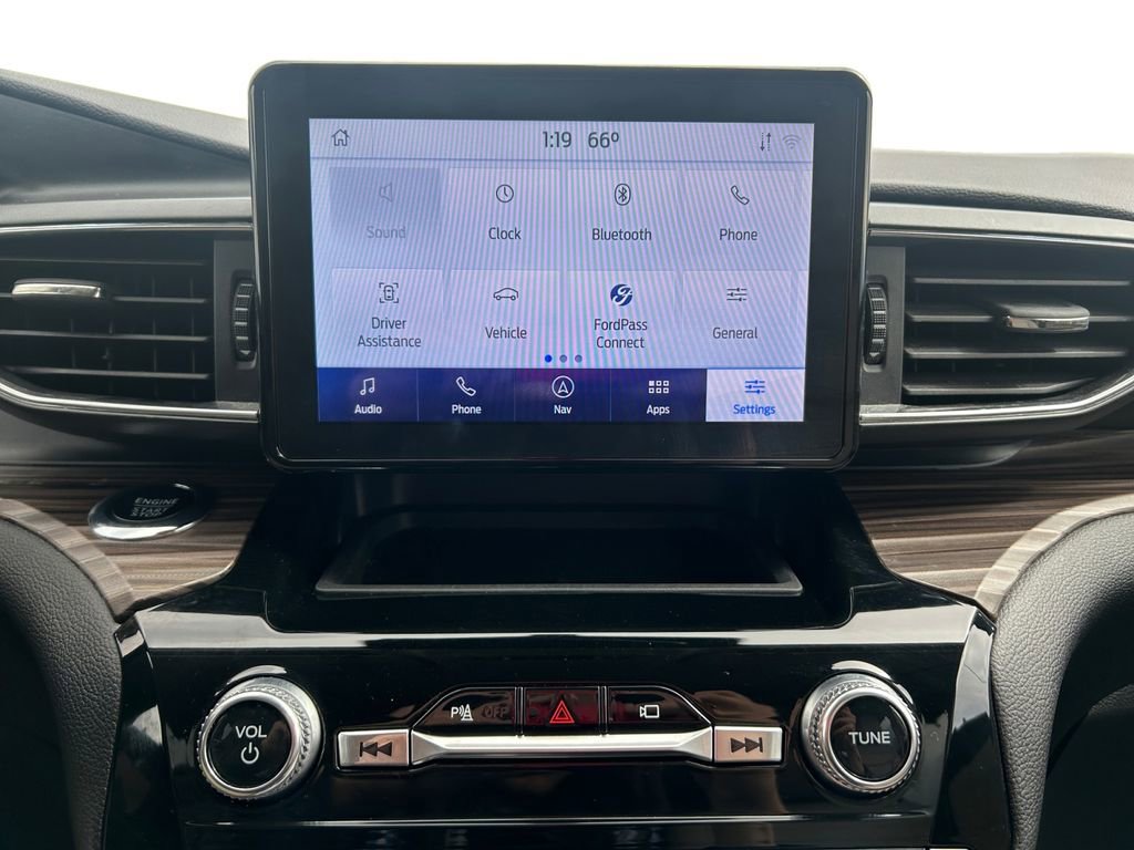 Used 2023 Ford Explorer Limited w/ Equipment Group 301A image 25