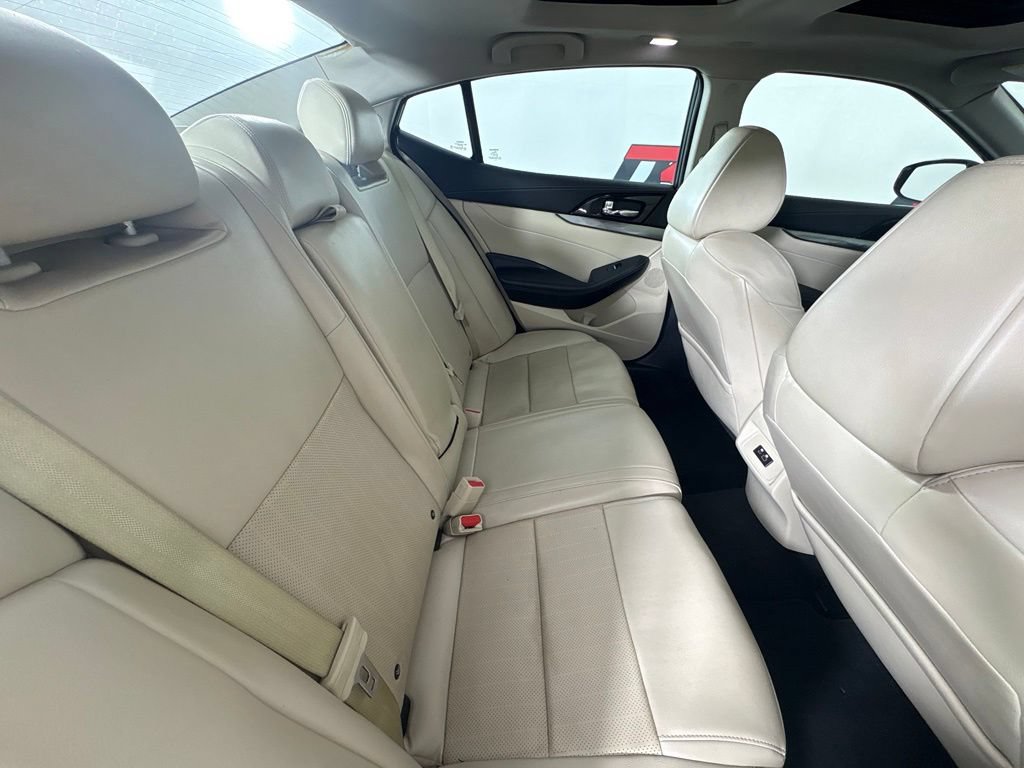 Used 2020 Nissan Maxima 3.5 SL w/ Floor Mat Group FWD image 45