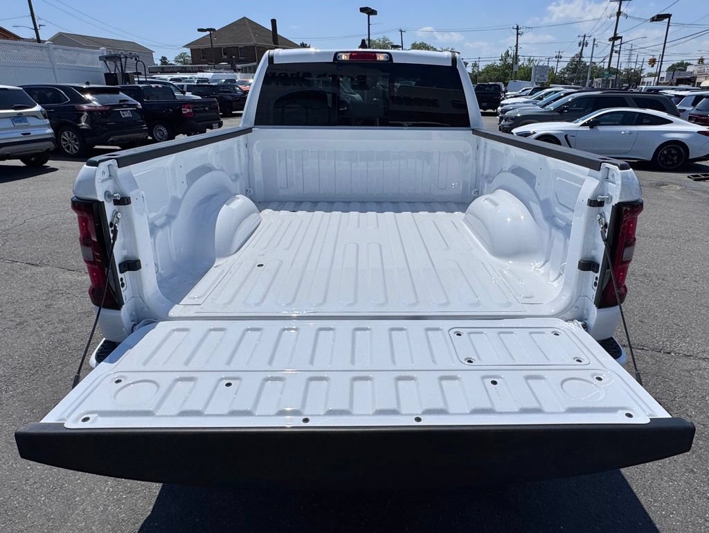 New 2026 RAM 1500 Laramie w/ Night Edition AWD/4WD image 7