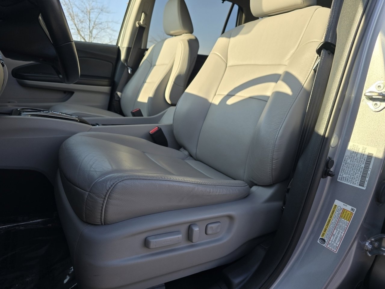 Used 2022 Honda Pilot Touring image 29