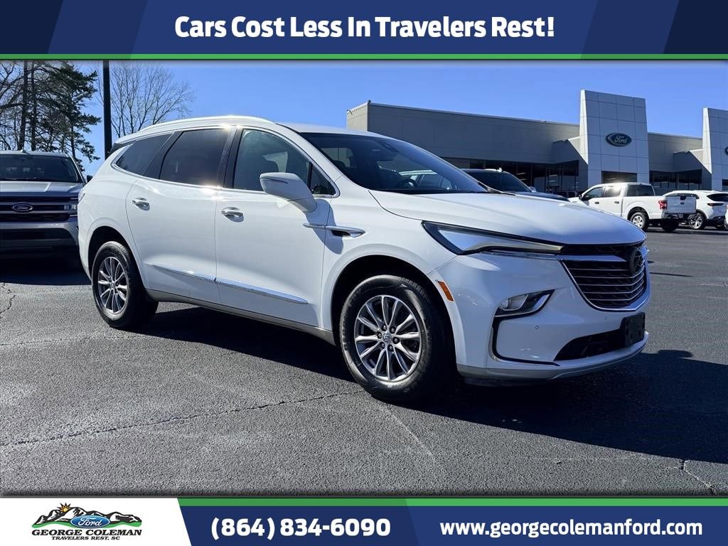 Used 2023 Buick Enclave Essence image 1