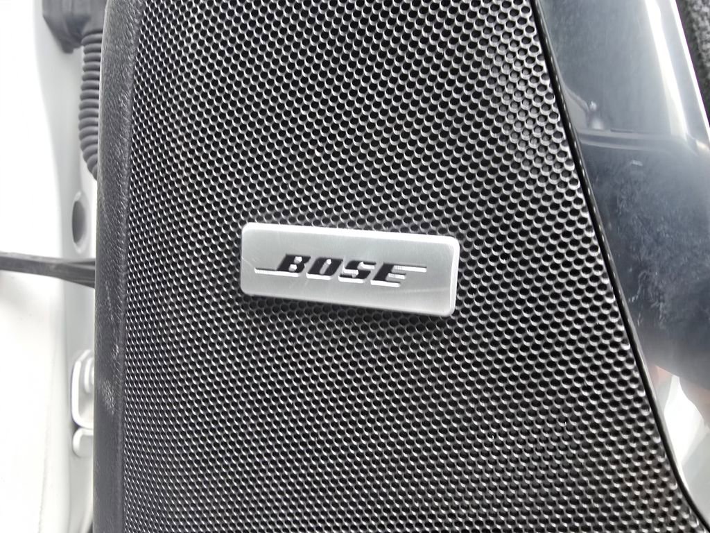 Used 2021 GMC Yukon XL SLT w/ Rear Media and Nav Package image 24