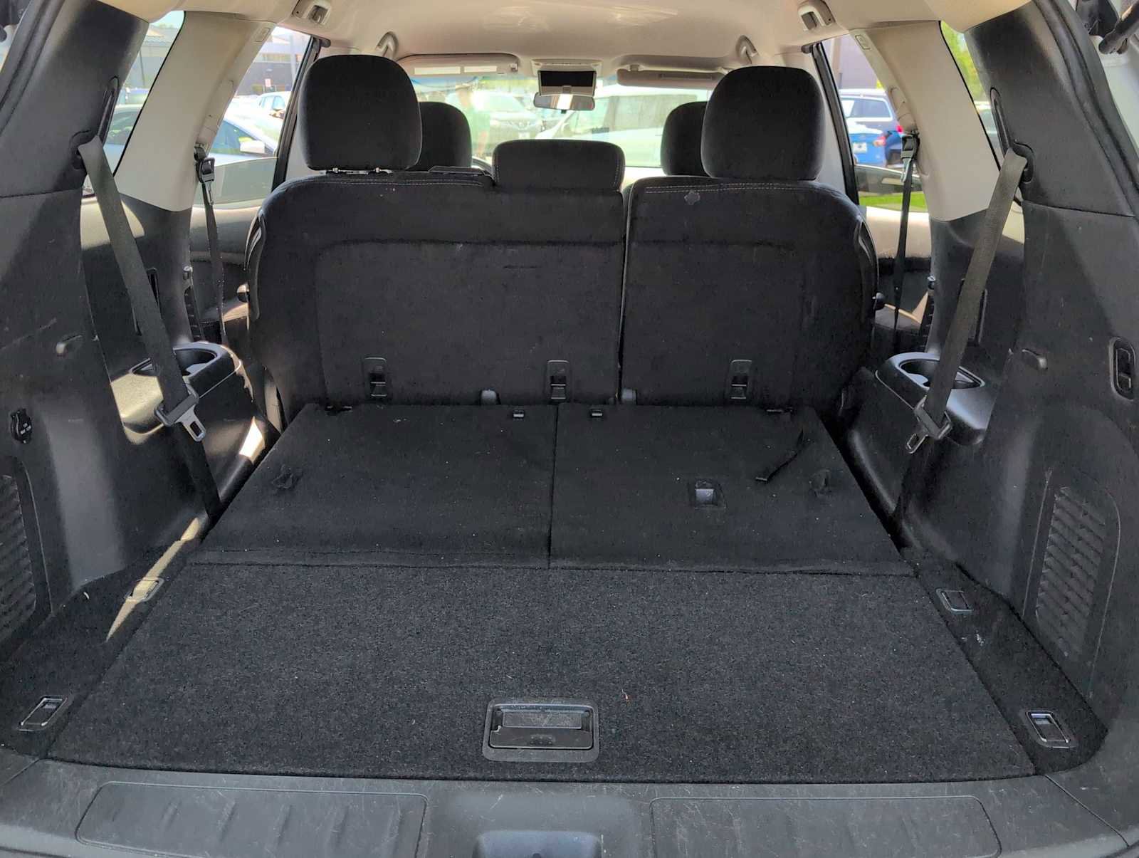 Used 2014 Nissan Pathfinder SV image 31