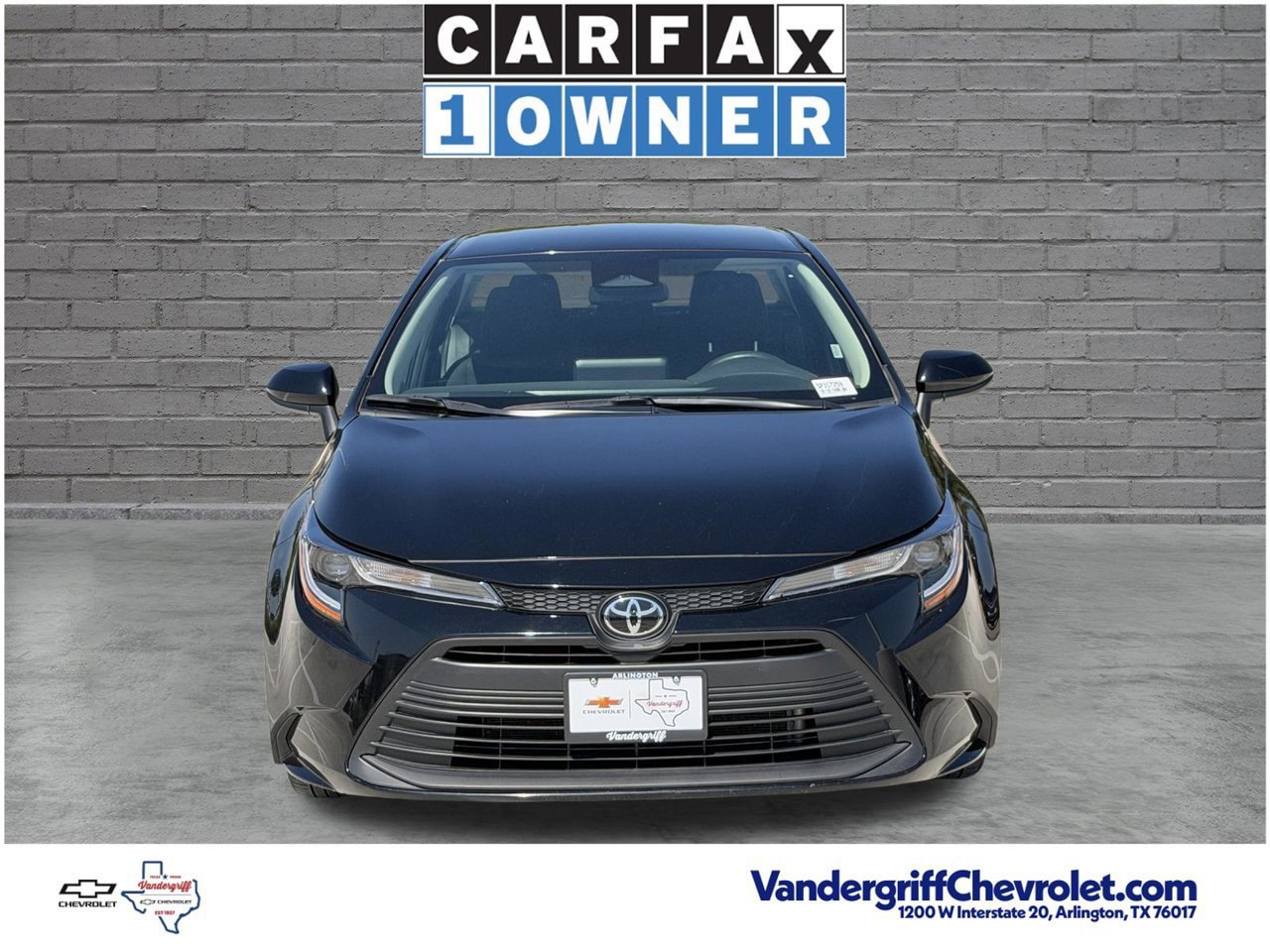 Used 2025 Toyota Corolla LE FWD image 6