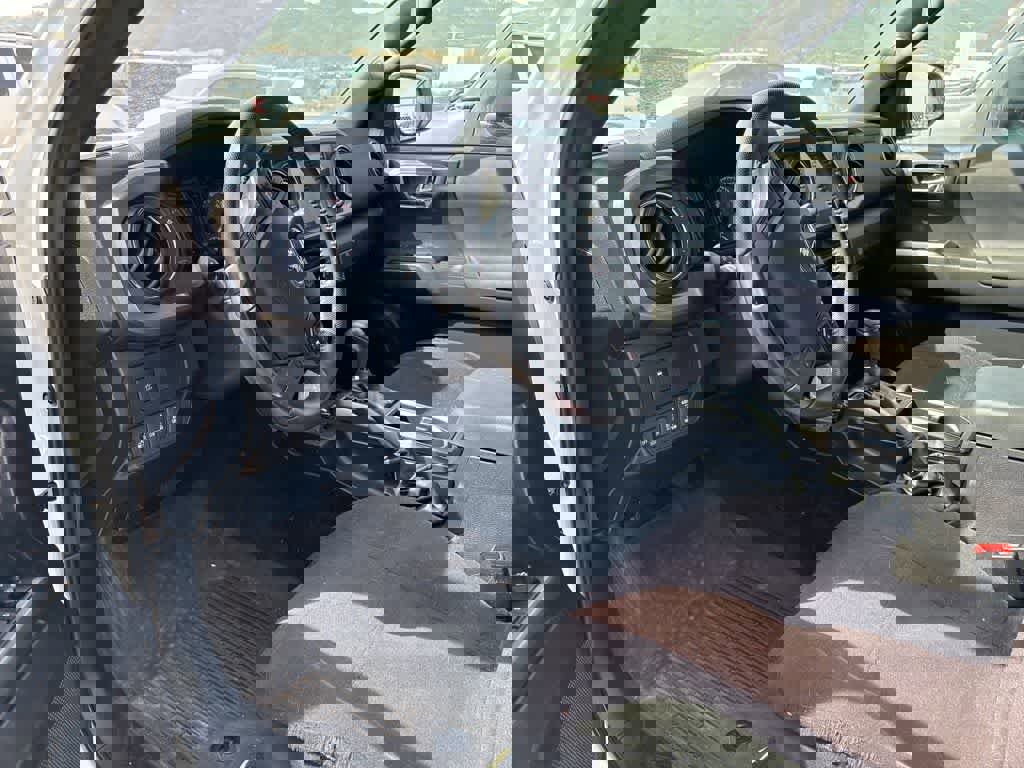 Used 2023 Toyota Tacoma TRD Off-Road w/ Black Out Package (TMS) image 9