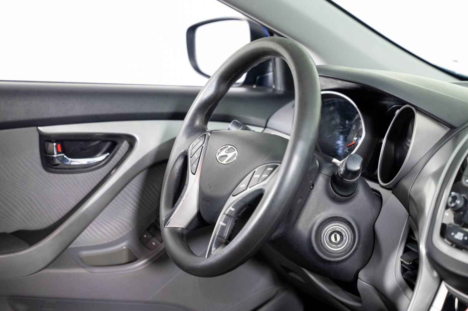 Used 2013 Hyundai Elantra GLS w/ Preferred Pkg FWD image 24