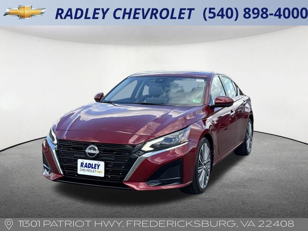 Used 2024 Nissan Altima 2.5 SL image 1