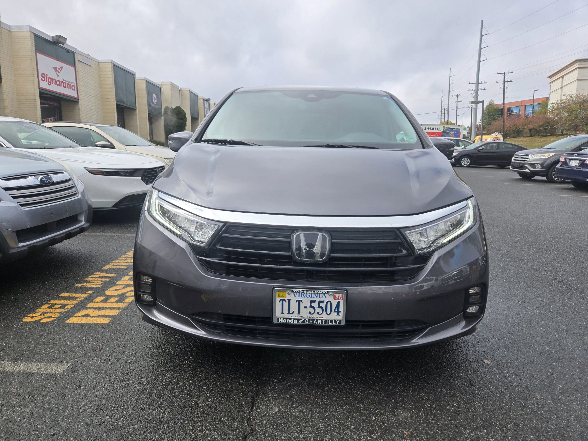 Used 2024 Honda Odyssey EX-L image 3