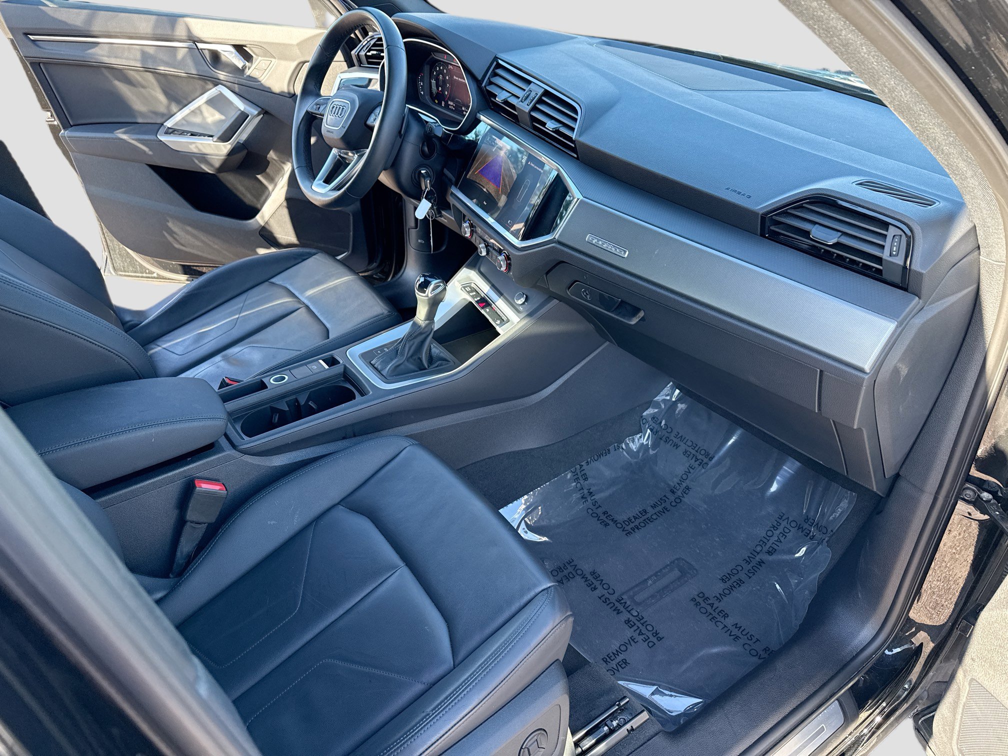 Certified 2025 Audi Q3 2.0T Premium image 13