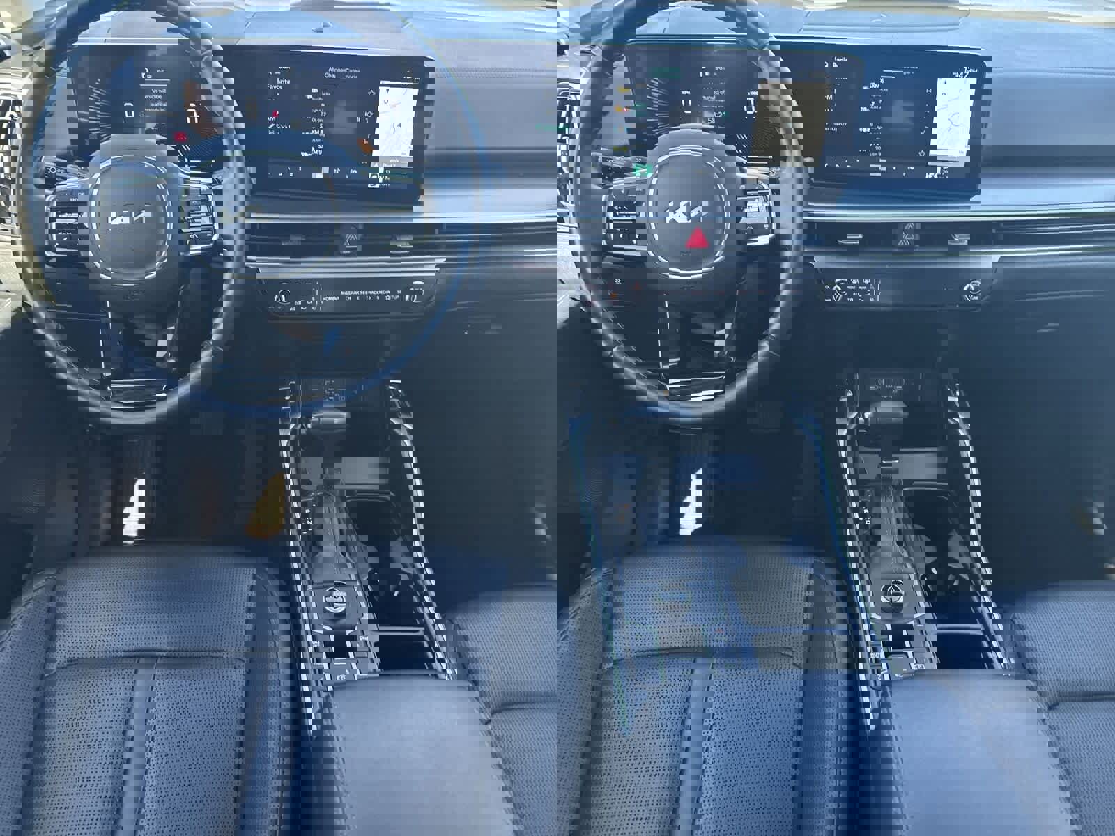 Used 2024 Kia Sorento S image 15