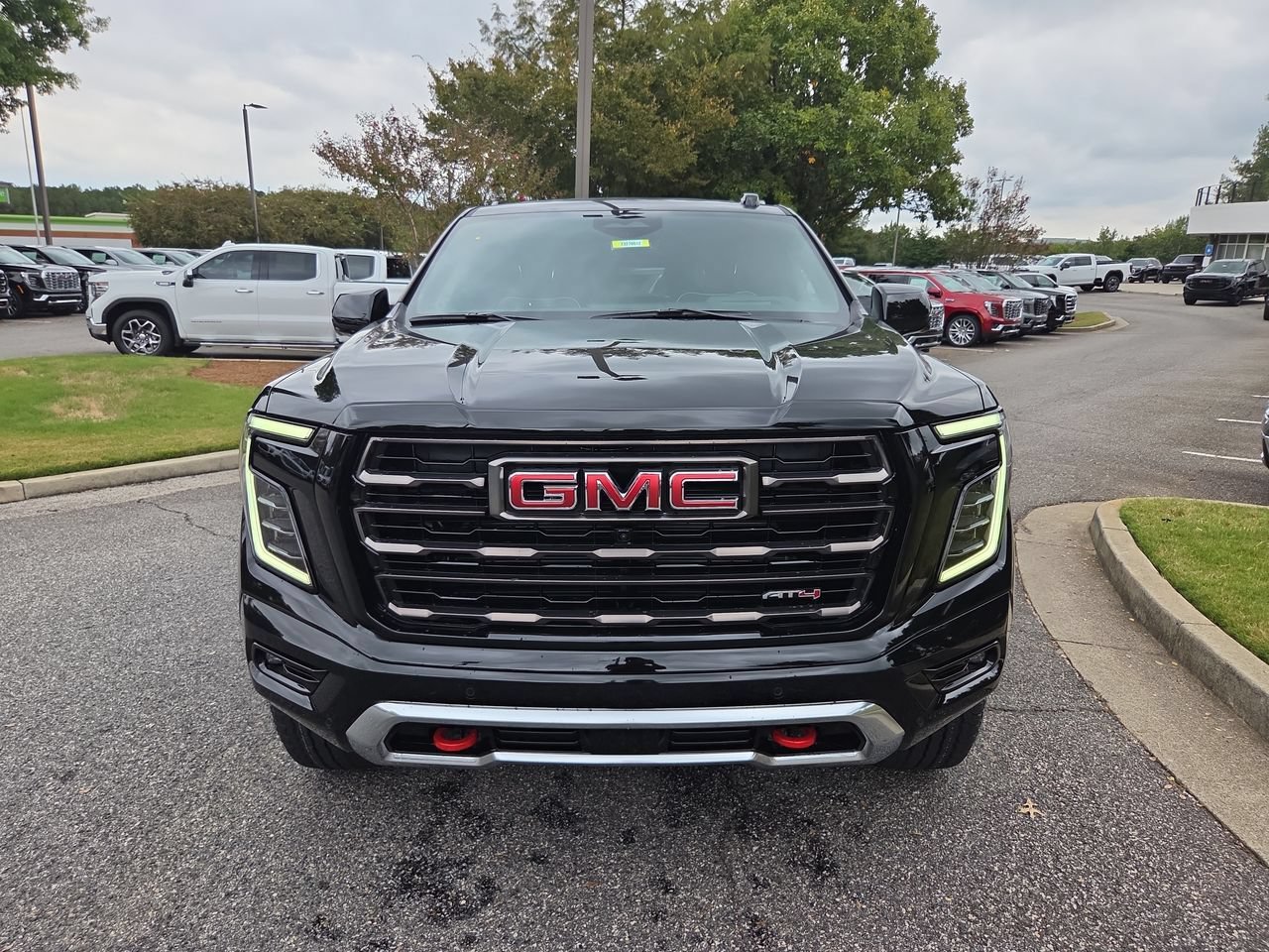 New 2027 GMC Yukon AT4 Ultimate AWD/4WD image 3