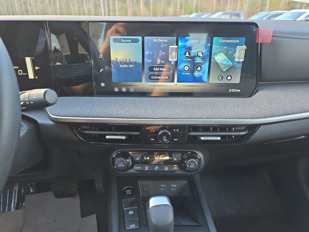 New 2026 Nissan Kicks SV w/ SV Premium Package FWD image 23