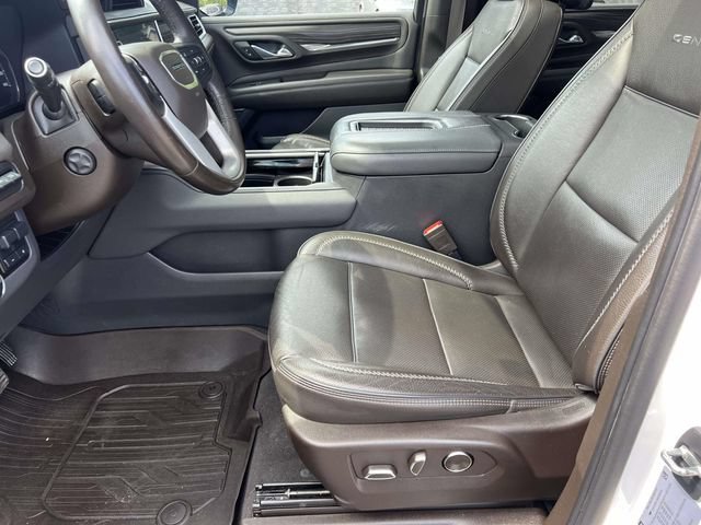Used 2021 GMC Yukon Denali w/ Denali Premium Package AWD/4WD image 22