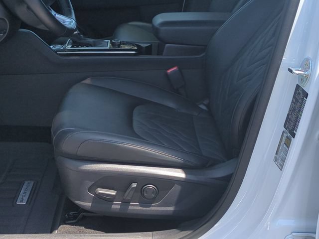 Certified 2025 Kia Sportage X-Pro Prestige AWD/4WD image 16