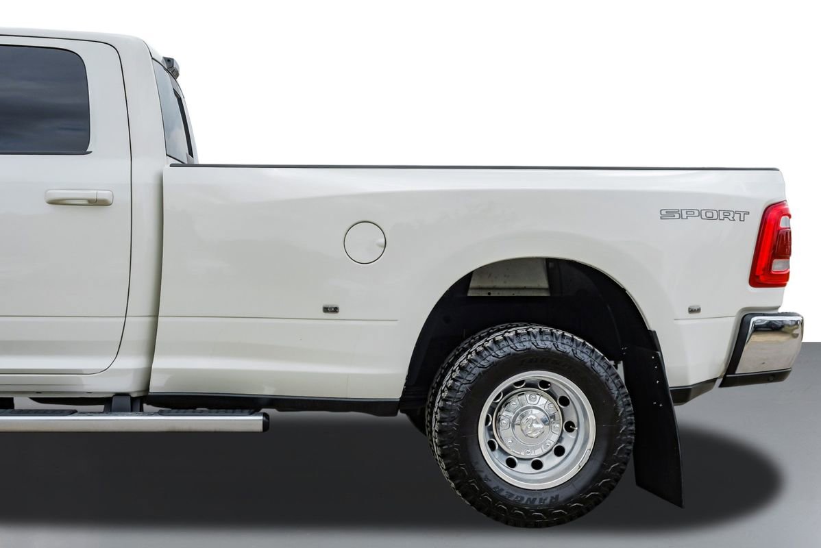 Used 2024 RAM 3500 Laramie w/ Sport Appearance Package image 11