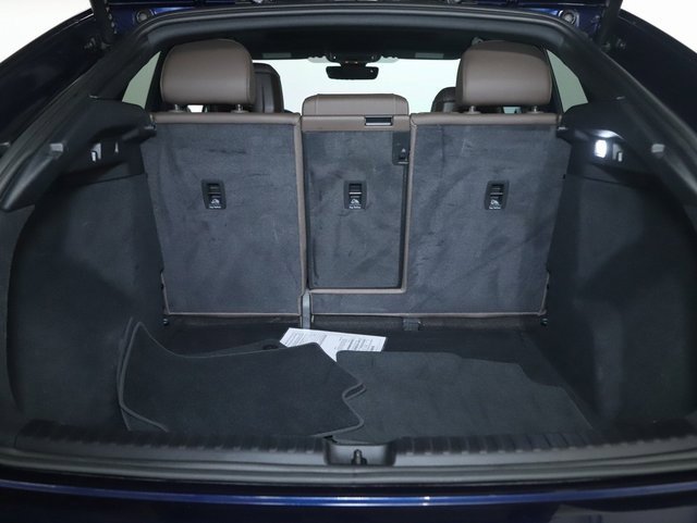 Used 2024 Audi Q4 e-tron Premium w/ Convenience Package image 30