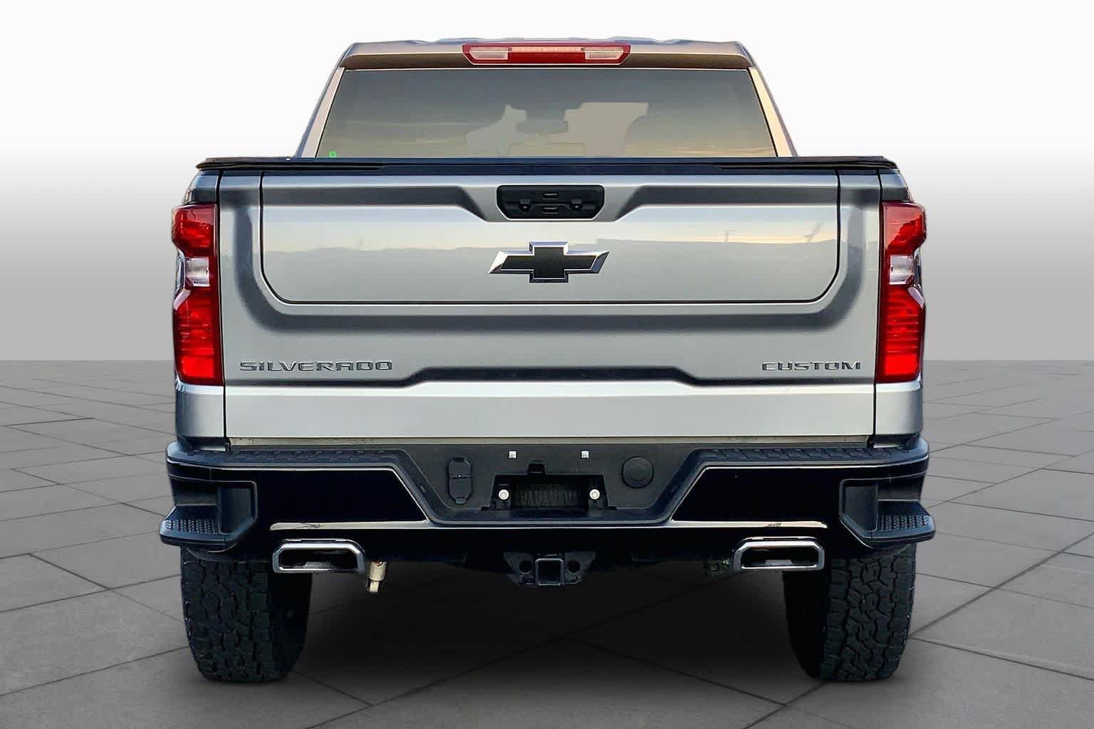 Used 2025 Chevrolet Silverado 1500 Custom Trail Boss AWD/4WD image 5