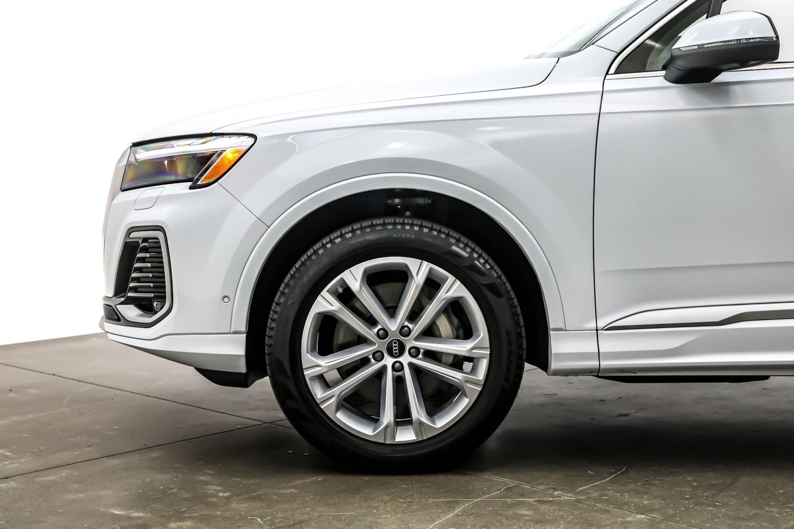 Used 2025 Audi Q7 2.0T Premium w/ Convenience Package image 10