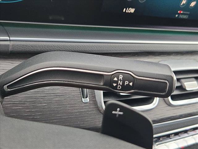 Used 2022 Mercedes-Benz GLS 450 4MATIC image 12
