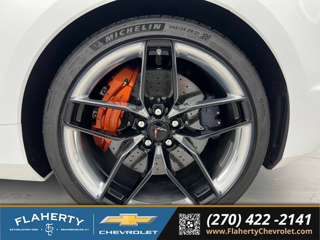 Used 2025 Chevrolet Corvette Z06 RWD image 15