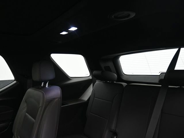 Used 2023 Chevrolet Traverse LT w/ LT Premium Package image 21