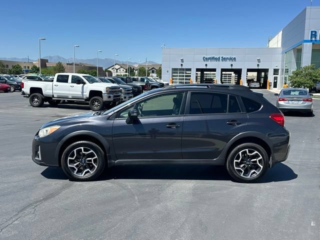 Used 2016 Subaru Crosstrek 2.0i Limited AWD/4WD image 2