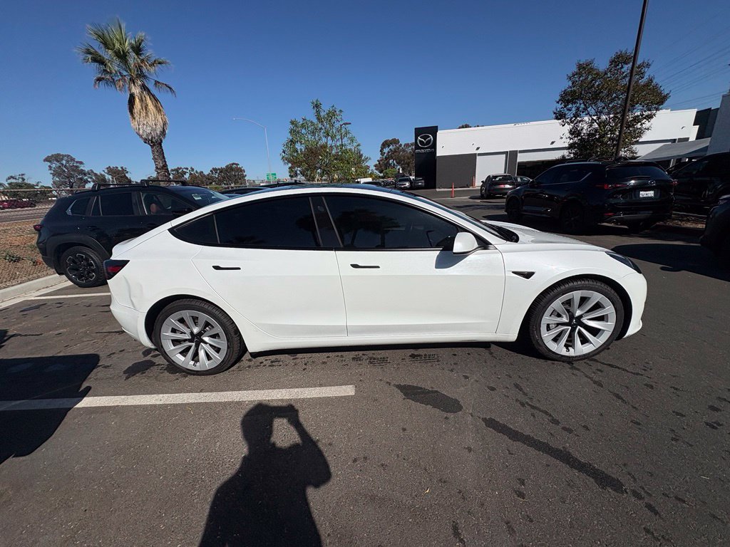 Used 2023 Tesla Model 3 Standard Range RWD image 4