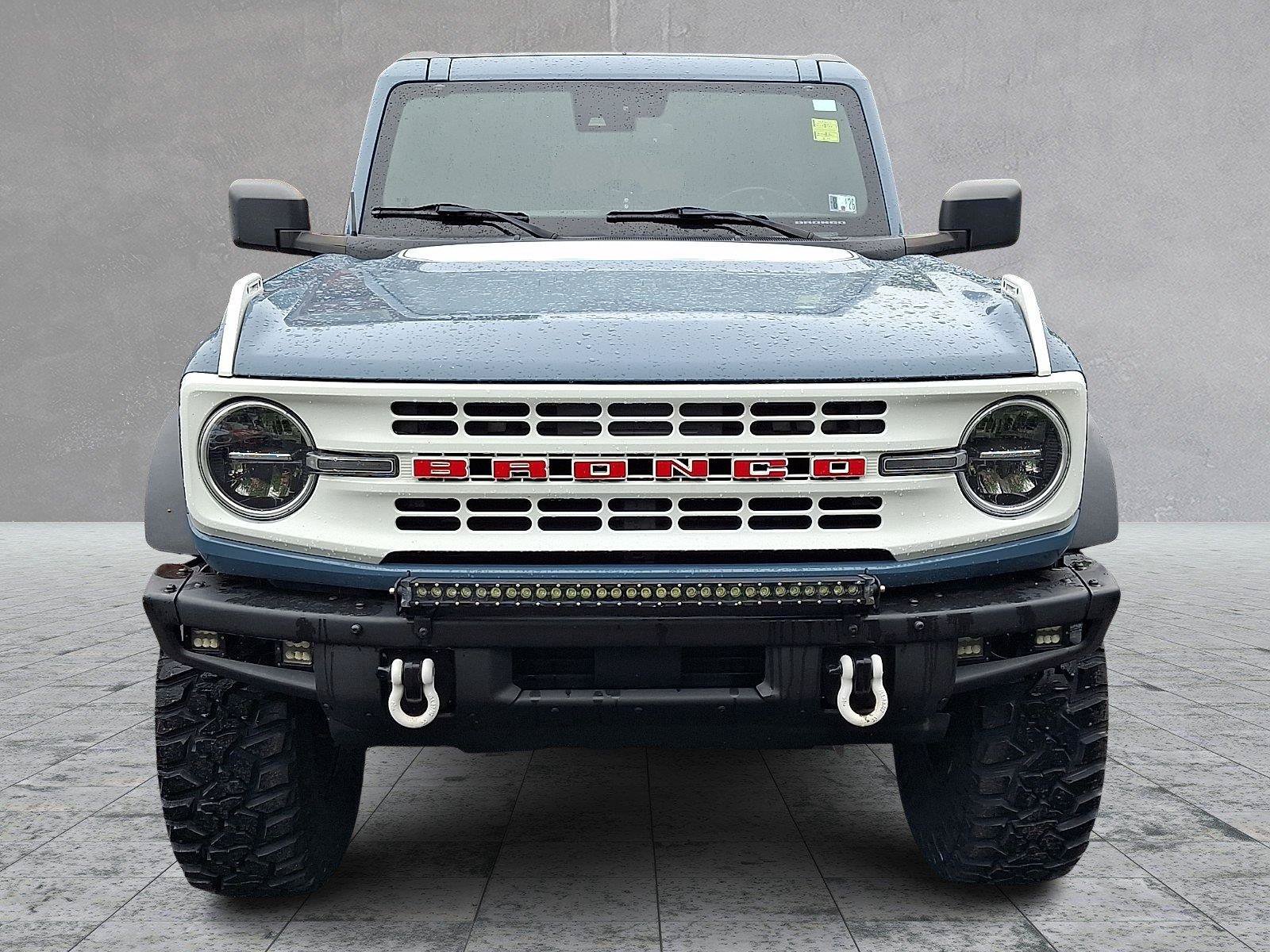 Used 2022 Ford Bronco Black Diamond w/ Sasquatch Package AWD/4WD image 2